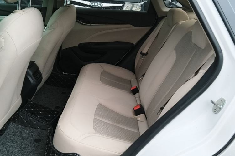 Used Buick GT 2018 15T Dual-Clutch Advanced Model China V Standard Left Rear Seat