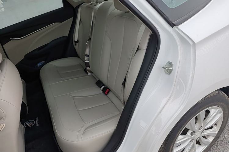 Used Buick GT 2018 15T Manual Elite Version China V Standard Left Rear Seat