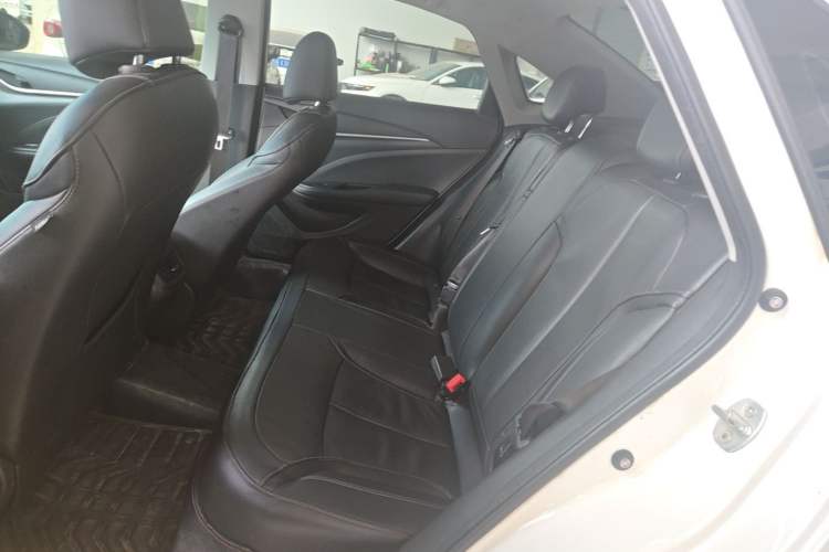 Used Buick GT 2018 18T Automatic Elite Model Left Rear Seat