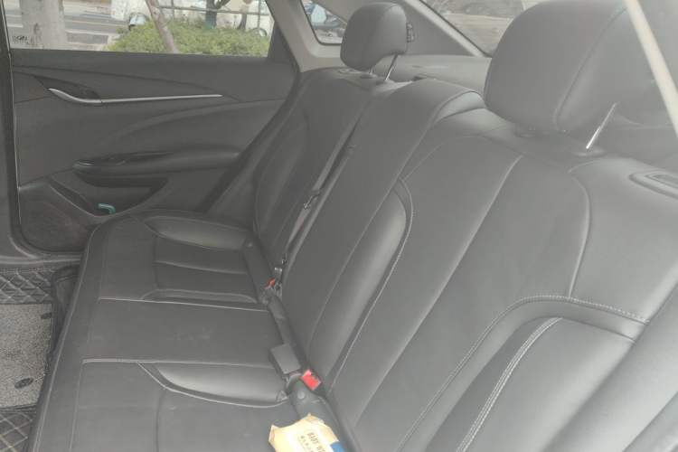 Used Buick GT 2018 18T Automatic Elite Model Left Rear Seat