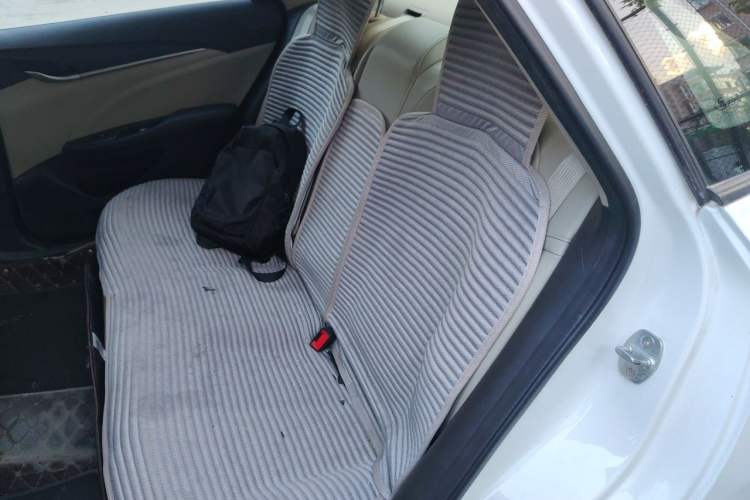 Used Buick GT 2018 15T Dual-Clutch Elite Model China V Standard Left Rear Seat
