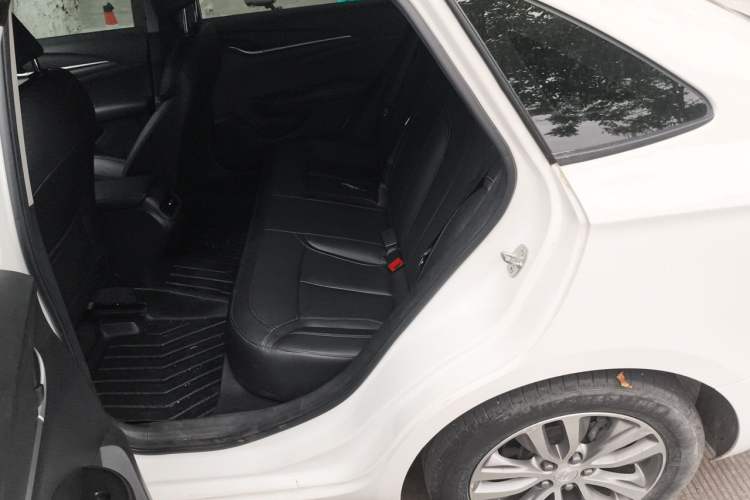 Used Buick GT 2018 18T Automatic Elite Model Left Rear Seat