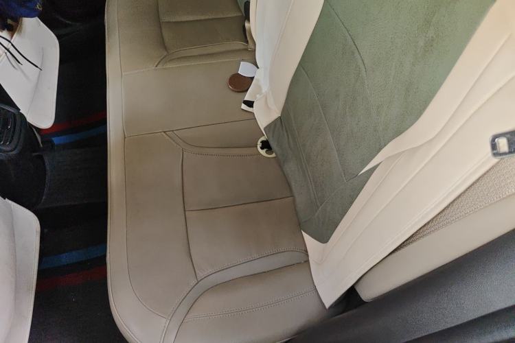 Used Buick GT 2018 15T Dual-Clutch Elite Model China V Standard Left Rear Seat