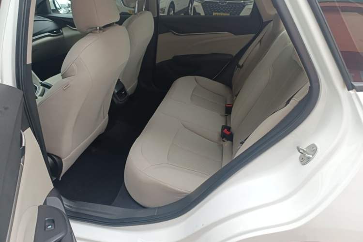 Used Buick GT 2018 15T Dual-Clutch Advanced Model China V Standard Left Rear Seat