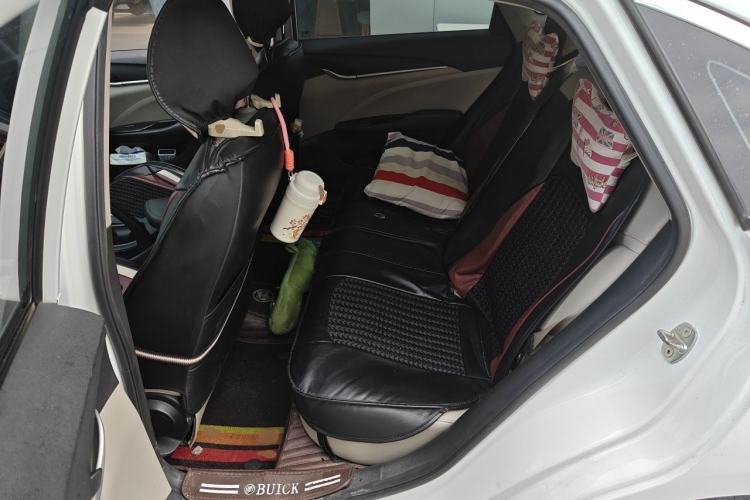 Used Buick GT 2018 15T Dual-Clutch Elite Model China V Standard Left Rear Seat
