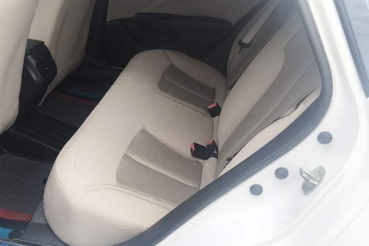 Used Buick GT 2018 15T Manual Entry-Level Version China V Standard Left Rear Seat