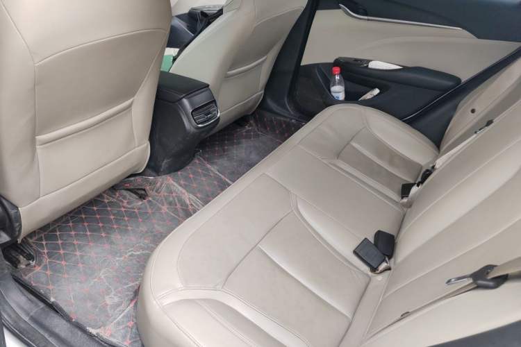 Used Buick GT 2018 15T Dual-Clutch Elite Model China V Standard Left Rear Seat