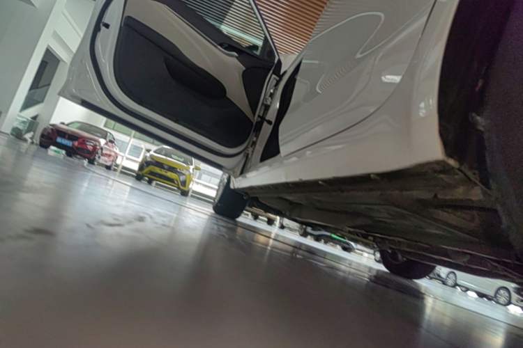 Used Buick GT 2018 15T Dual-Clutch Elite Model China V Standard Left Side Sill