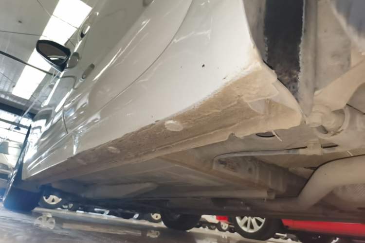 Used Buick GT 2018 18T Automatic Elite Model Left Side Sill