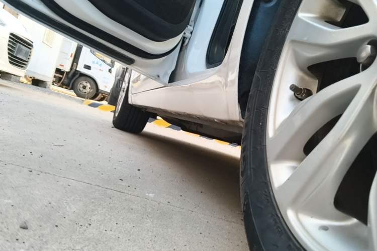 Used Buick GT 2018 15T Manual Elite Version China V Standard Left Side Sill