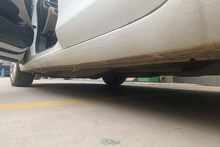 Used Buick GT 2018 15T Dual-Clutch Elite Model China V Standard Left Side Sill