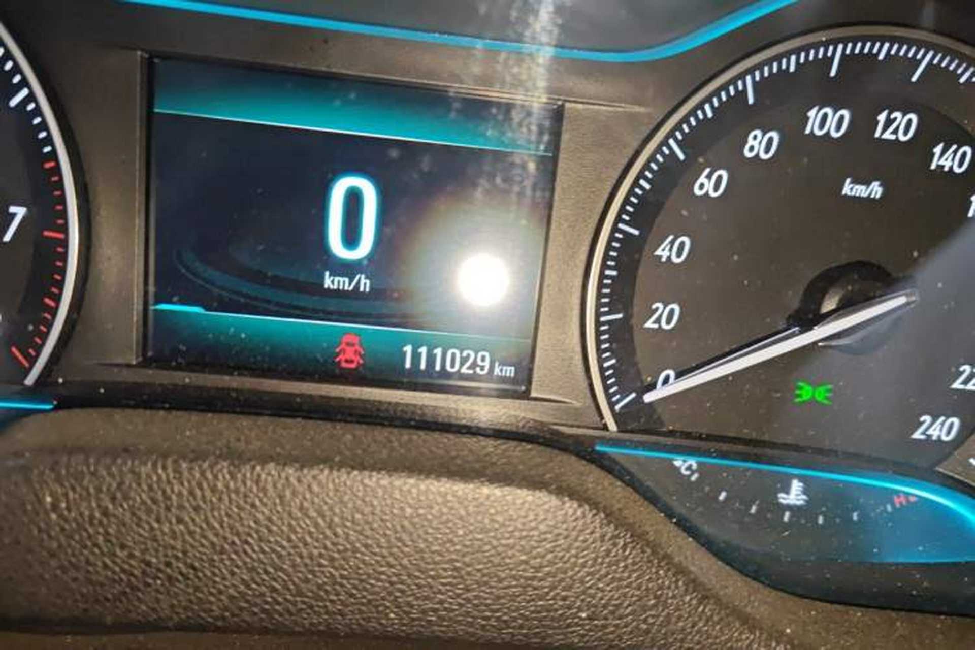 Used Buick GT 2018 15T Manual Elite Version China V Standard Odometer Close Up