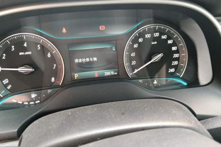 Used Buick GT 2018 18T Automatic Elite Model Odometer Close Up