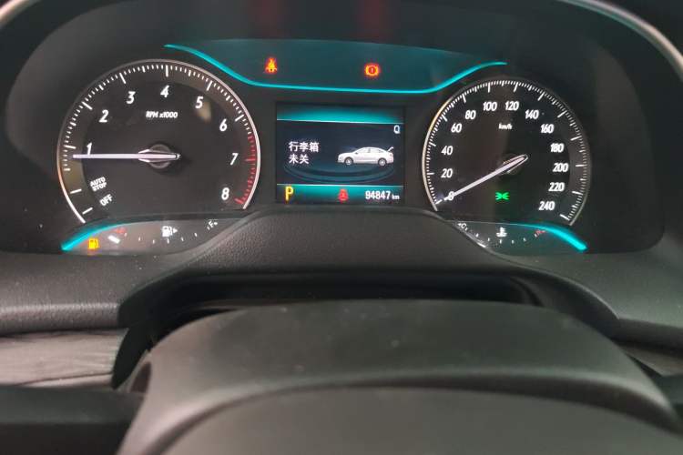 Used Buick GT 2018 15T Dual-Clutch Elite Model China V Standard Odometer Close Up