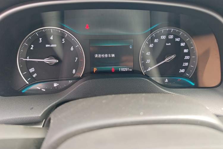 Used Buick GT 2018 18T Automatic Elite Model Odometer Close Up
