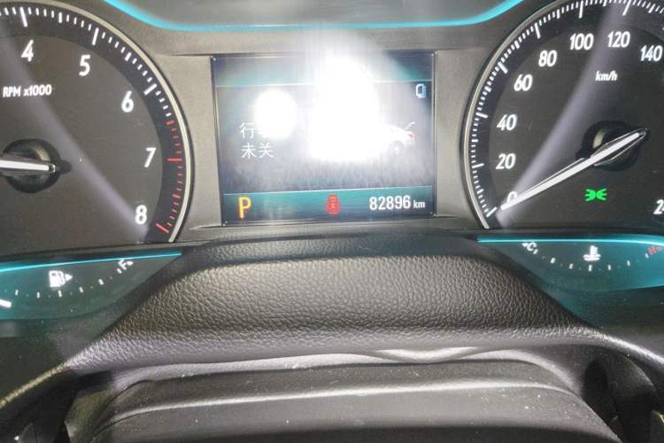 Used Buick GT 2018 18T Automatic Flagship Model Odometer Close Up