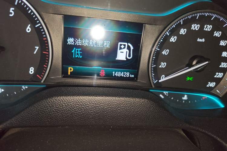 Used Buick GT 2018 15T Dual-Clutch Elite Model China V Standard Odometer Close Up