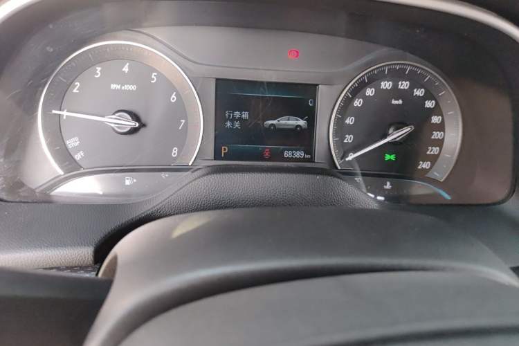 Used Buick GT 2018 18T Automatic Flagship Model Odometer Close Up