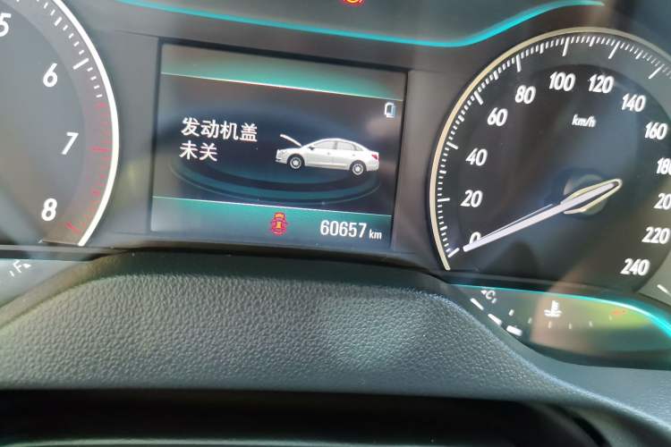 Used Buick GT 2018 15T Manual Elite Version China V Standard Odometer Close Up