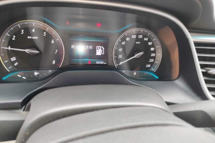 Used Buick GT 2018 15T Manual Elite Version China V Standard Odometer Close Up
