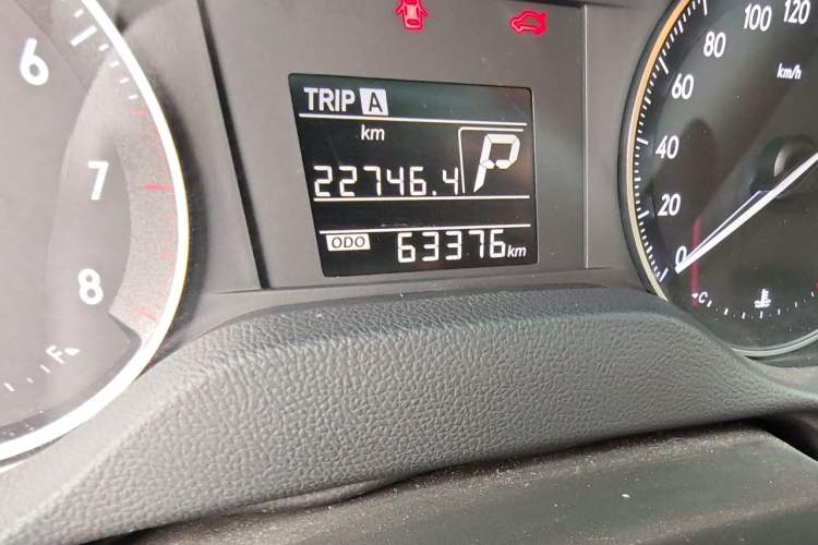 Used Buick GT 2018 15T Dual-Clutch Advanced Model China V Standard Odometer Close Up