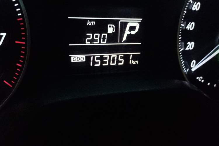 Used Buick GT 2018 15T Dual-Clutch Advanced Model China V Standard Odometer Close Up