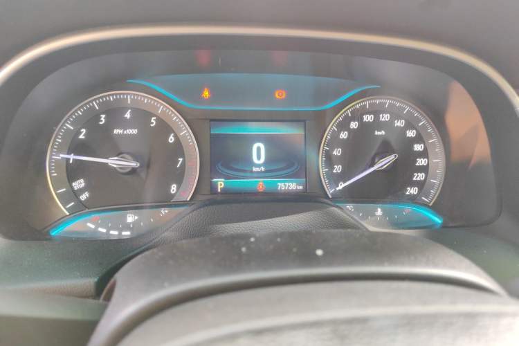 Used Buick GT 2018 18T Automatic Flagship Model Odometer Close Up