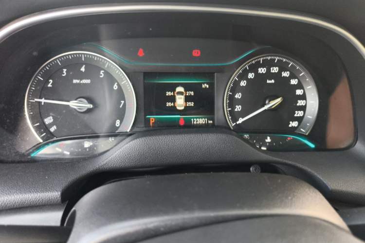 Used Buick GT 2018 18T Automatic Elite Model Odometer Close Up