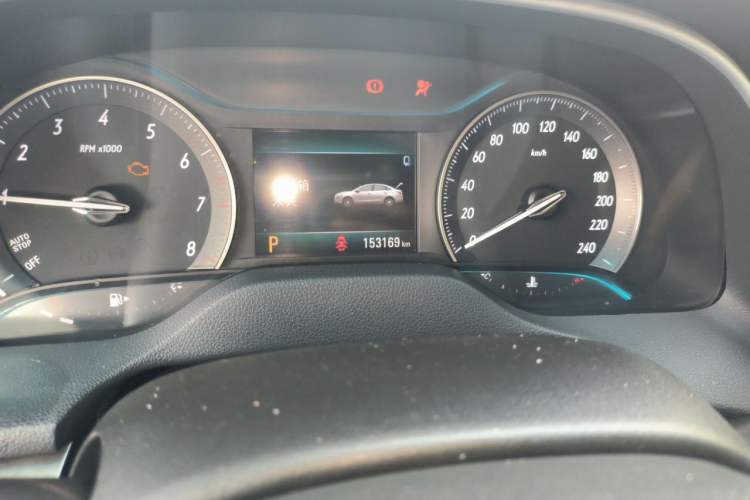 Used Buick GT 2018 18T Automatic Elite Model Odometer Close Up