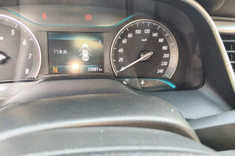 Used Buick GT 2018 15T Dual-Clutch Elite Model China V Standard Odometer Close Up