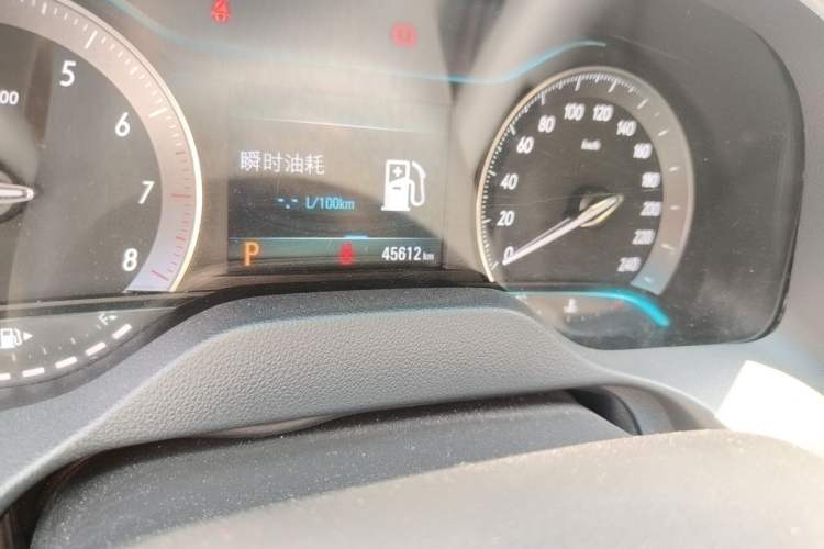 Used Buick GT 2018 18T Automatic Elite Model Odometer Close Up