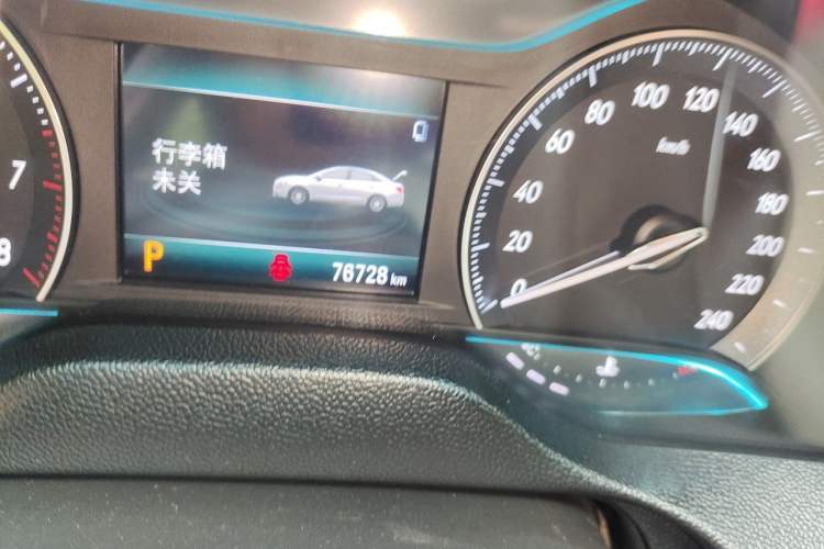 Used Buick GT 2018 15T Dual-Clutch Elite Model China V Standard Odometer Close Up