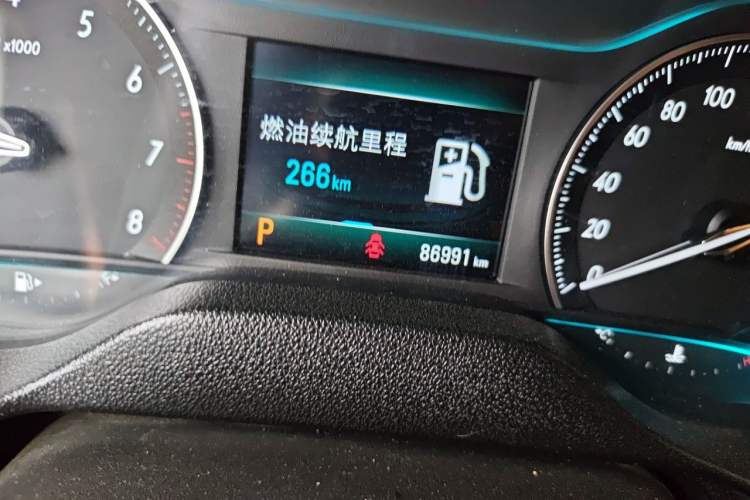 Used Buick GT 2018 15T Dual-Clutch Elite Model China V Standard Odometer Close Up