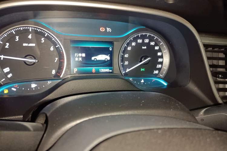 Used Buick GT 2018 15T Dual-Clutch Elite Model China V Standard Odometer Close Up