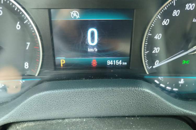 Used Buick GT 2018 15T Dual-Clutch Elite Model China V Standard Odometer Close Up