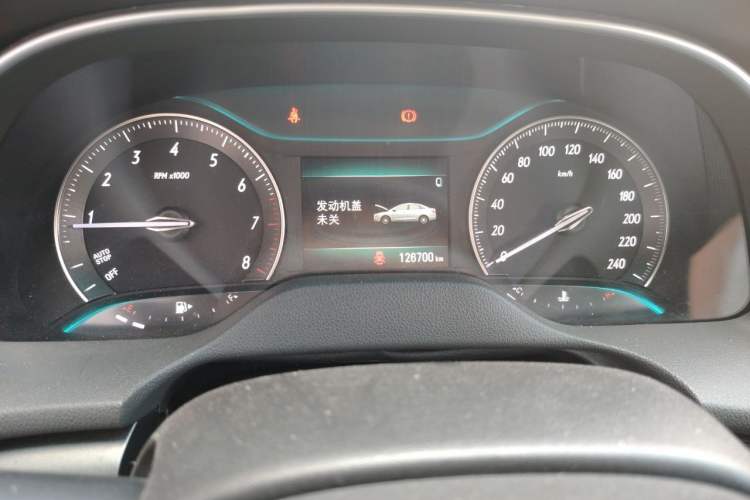 Used Buick GT 2018 15T Manual Elite Version China V Standard Odometer Close Up