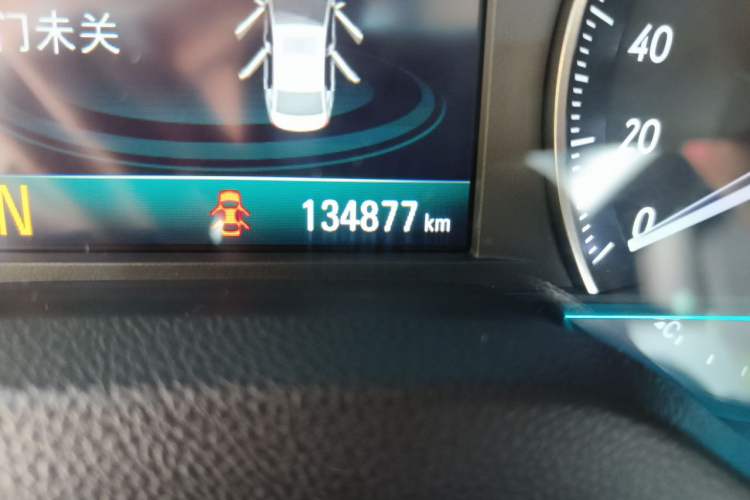 Used Buick GT 2018 18T Automatic Elite Model Odometer Close Up