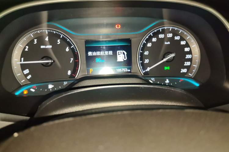 Used Buick GT 2018 18T Automatic Elite Model Odometer Close Up