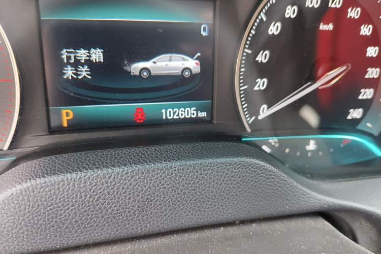 Used Buick GT 2018 18T Automatic Elite Model Odometer Close Up