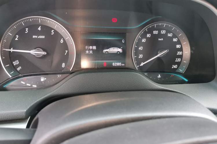 Used Buick GT 2018 15T Dual-Clutch Elite Model China V Standard Odometer Close Up