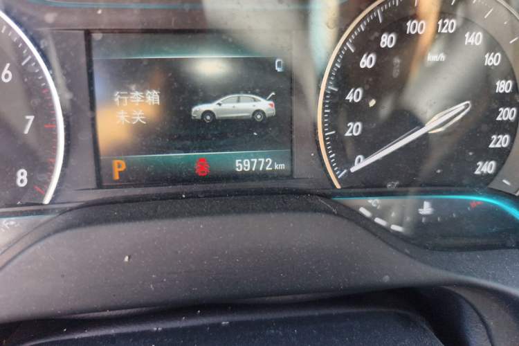 Used Buick GT 2018 18T Automatic Elite Model Odometer Close Up