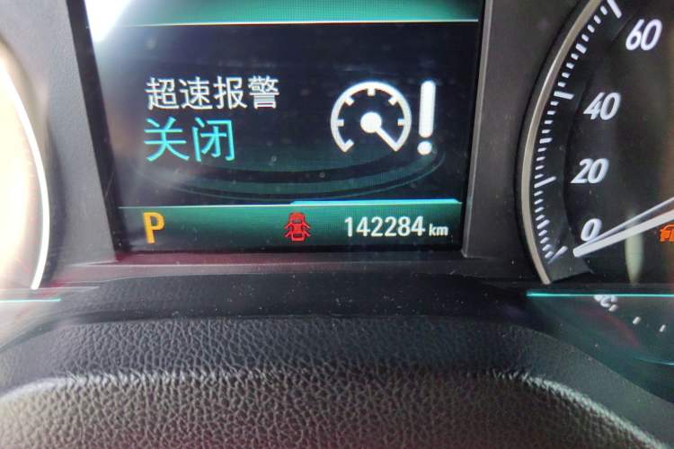 Used Buick GT 2018 18T Automatic Flagship Model Odometer Close Up