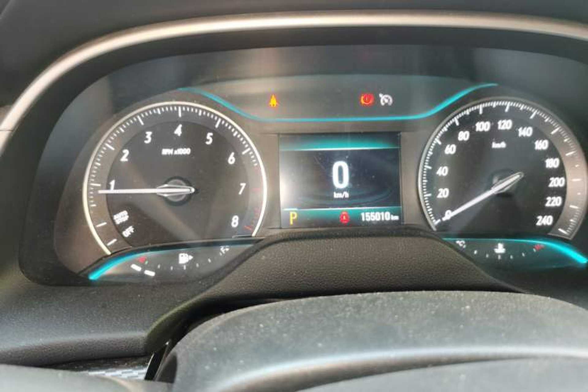 Used Buick GT 2018 18T Automatic Flagship Model Odometer Close Up