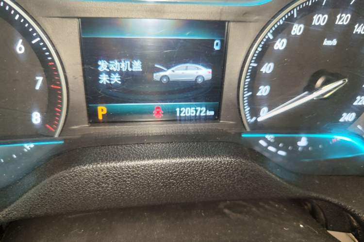 Used Buick GT 2018 15T Dual-Clutch Elite Model China V Standard Odometer Close Up
