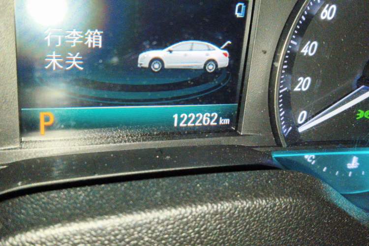 Used Buick GT 2018 18T Automatic Elite Model Odometer Close Up