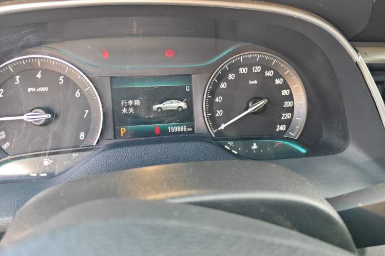 Used Buick GT 2018 15T Dual-Clutch Elite Model China V Standard Odometer Close Up