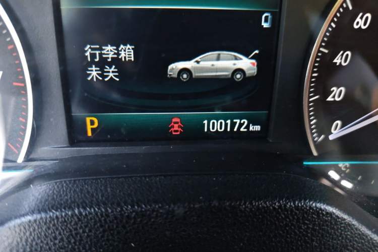 Used Buick GT 2018 15T Dual-Clutch Elite Model China V Standard Odometer Close Up
