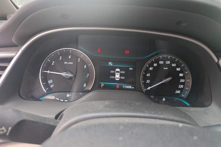 Used Buick GT 2018 15T Dual-Clutch Elite Model China V Standard Odometer Close Up