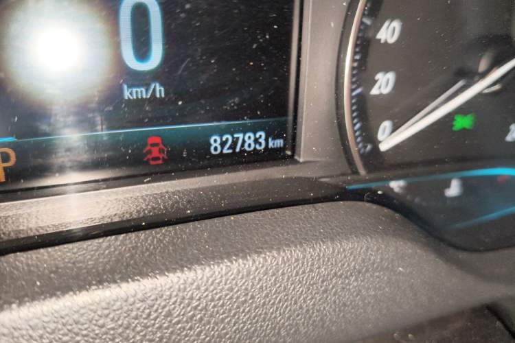 Used Buick GT 2018 18T Automatic Elite Model Odometer Close Up