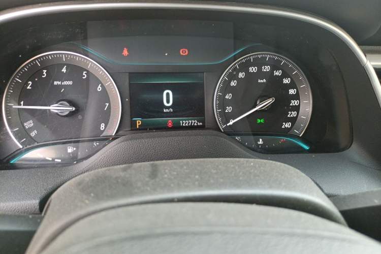 Used Buick GT 2018 18T Automatic Elite Model Odometer Close Up